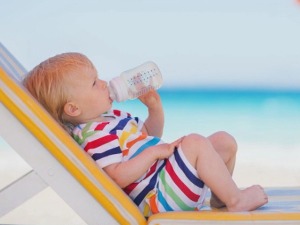 Како бебе подносе велике врућине и како их заштитити од топлоте