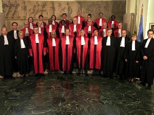 Хашки трибунал као стечајни управник покојне Југославије Хашки трибунал као стечајни управник покојне Југославије