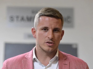 Александар Јовичић поднео оставку