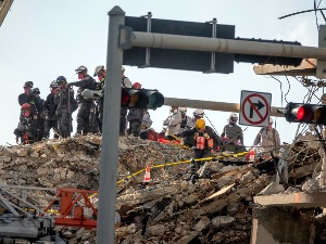 Расте број жртава из срушене зграде на Флориди