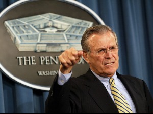 Преминуо Доналд Рамсфелд – архитекта инвазије на Ирак