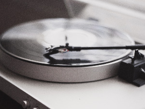 Грамофонија - Антон Брукнер: Девета симфонија