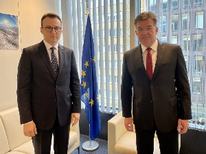 Петковић са Лајчаком у Бриселу