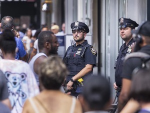 Масовне пуцњаве, прилично амерички феномен