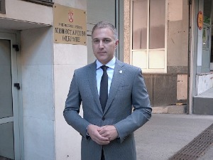 Стефановић поручио Османијевој: Не постоји граница са КиМ