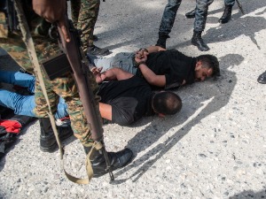 САД шаљу агенте на Хаити, Порт о Пренс тражи и помоћ америчке војске