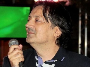 Златни папагај