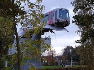 Холандија, зашто је воз ударио у реп кита