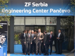 Вучић о фабрици ЗФ у Панчеву: Стварамо будућност европске ауто-индустрије