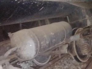 Преврнуо се вагон са сумпорном киселином код Бора, саобраћај у прекиду