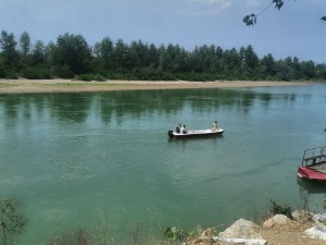 Потрага за дечаком у Бадовинцима, сумња се да се утопио