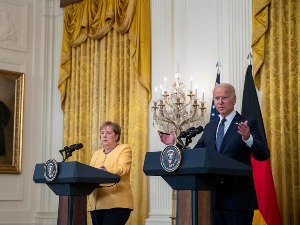 Бајден са Меркеловом и о Западном Балкану