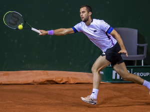 Сјајни Ђере у полуфиналу Хамбурга