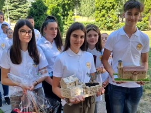 Завршен Летњи камп за српску децу из региона    