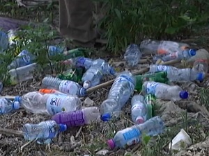 ЕУ забранила пластичне тањире, сламке и прибор за јело – колико је Србија далеко од такве одлуке