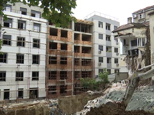 Урушавање зграда због нове градње може и мора да се спречи – ко је све одговоран