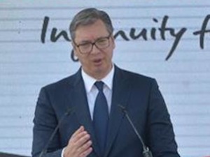 Вучић: Ако неко призна Косово и ми крећемо у кампању