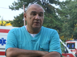 Људи се не одричу навике да попију чашицу по врућини – др Стијачић има поруку шта да запамтимо