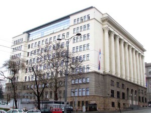 Александру Митровићу годину дана кућног затвора јер је возилом усмртио девојку