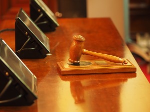 Пуштени из притвора хакери из Ниша чије изручење траже САД