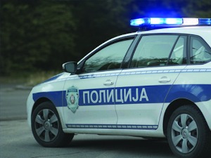 Ухапшено осам особа због злоупотребе положаја, сумња се да су нелегално продавали дрвну масу