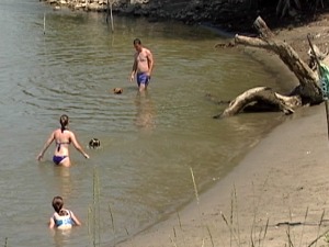 Избегавајте дивље плаже, не глумите хероје на базенима – али послушајте савет ако вас ухвати грч