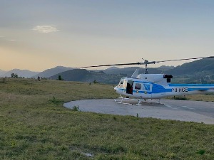 Гори више десетина хектара шуме у Муртеници, хеликоптерска јединица се укључује у гашење