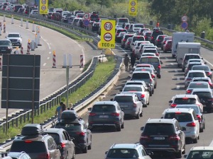 Смена транзитних туриста, кроз Хоргош прошло 75.000 путника