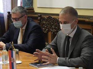 Стефановић са делегацијом америчког Конгреса: Србија наставља да води балансирану политику одбране