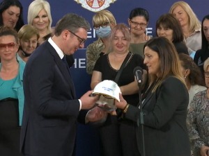 Вучић примио рударке Србије: Ви сте хероине, рударство ће тек да расте