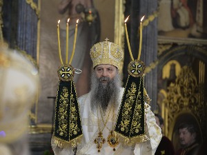 Подршка патријарха Порфирија грчкој цркви и народу – налог за скупљање прилога за страдале