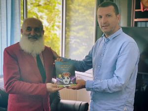 Добродошлица за професора Вујића