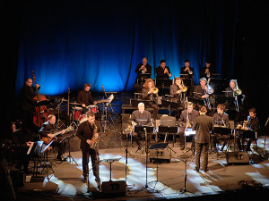 Биг бенд: Давно и далеко