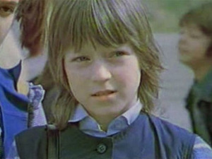 Маховина на асфалту