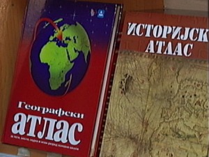 Дилеме пред нову школску годину – ко бира уџбенике и која је улога родитеља