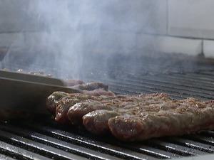 Престонички ресторани у зградама могли би да остану без роштиља на ћумур и плин