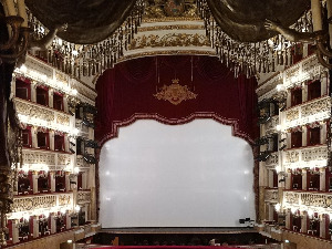 Оперски свет Ђованија Батисте Лоренција