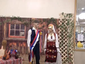 Кандидат за гувернера посетио Српски фестивал на имању Саборног храма