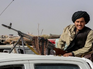 Српски митраљези, амерички хеликоптери - какво оружје сада имају талибани