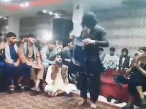 "Бача бази" – деца играчке или дечаци које купују богаташи у Авганистану