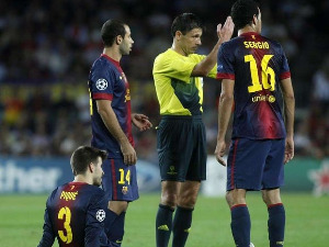 Професионалци: Милорад Мажић - међународни фудбалски судија