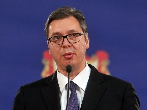 Вучић: До краја године просечна плата 610 евра