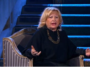 Аутопоретрет: Нада Поповић Перишић