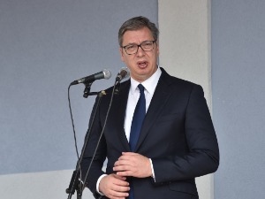 Вучић добио позив да присуствује устоличењу митрополита Јоаникија