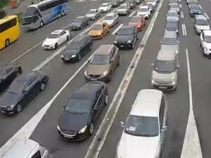 На Батровцима колона возила око километар, на Хоргошу нема гужве