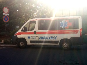 Тежак случај породичног насиља у селу Заблаће код Чачка, жена хоспитализована на интензивној нези