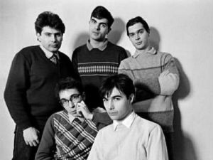 Широм затворених очију - Златни папагај