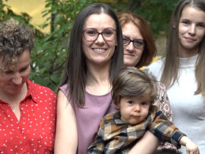 Мали Гаврило прославио први рођендан и напустио болницу у Будимпешти