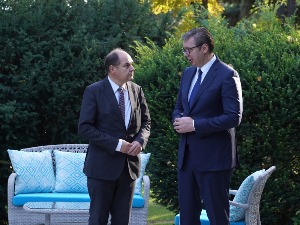 Вучић: Очекујем од Шмита непристрасан приступ