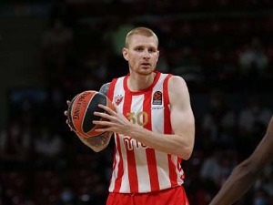Вајт: Хвала на подршци, враћам се на терен што пре